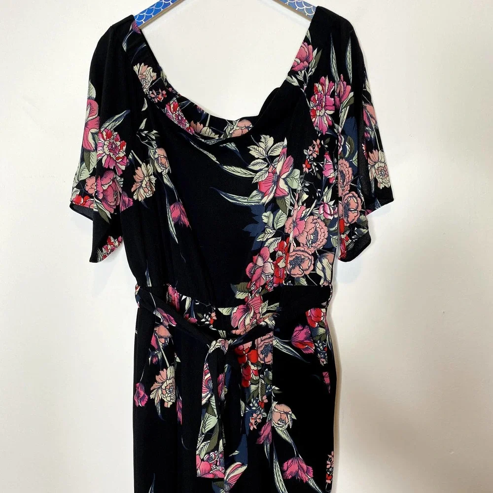 City Chic Black Misty Floral Off The Shoulder Belted Cropped Leg Jumpsuit - Picture 3 of 11